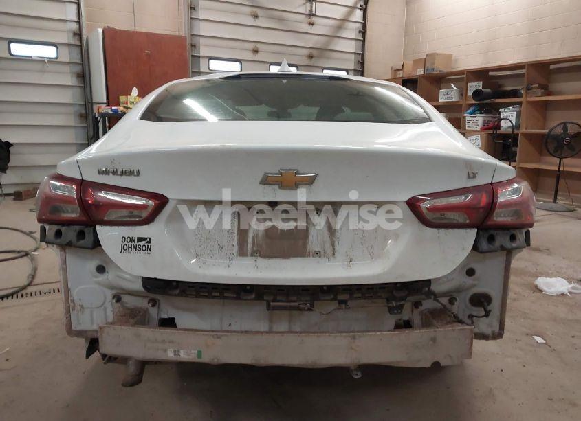 Photo 17 of 2020 Chevrolet Malibu FWD LT (VIN 1G1ZD5ST4LF070661)