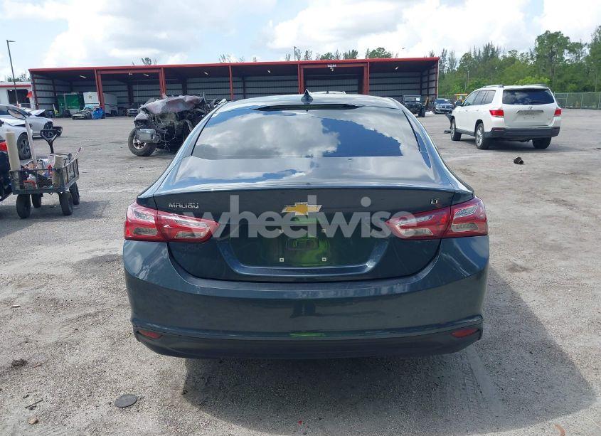 Photo 16 of 2020 Chevrolet Malibu FWD LT (VIN 1G1ZD5ST4LF071745)