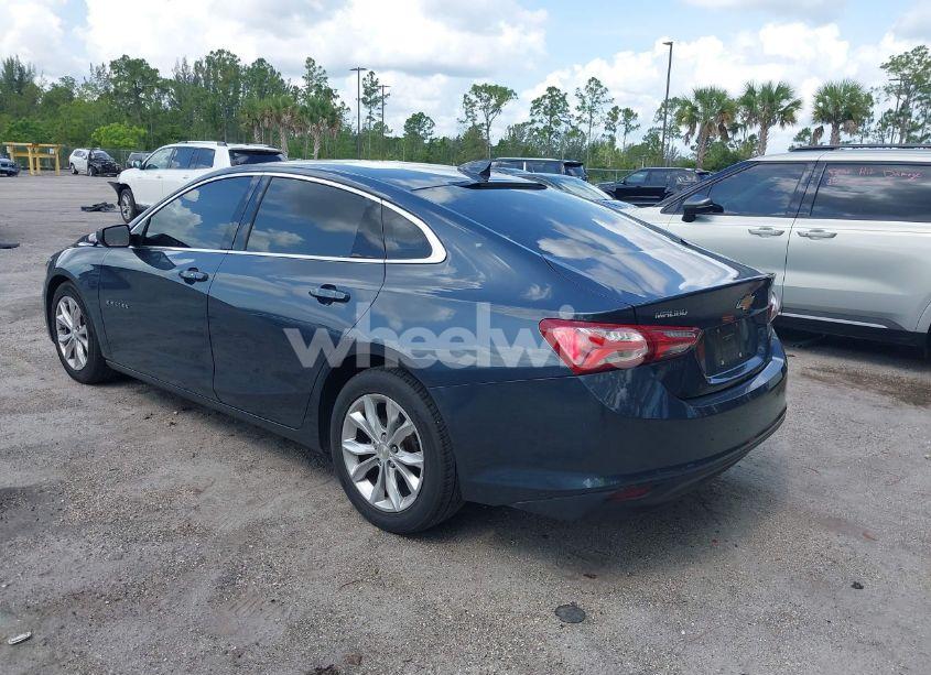 Photo 3 of 2020 Chevrolet Malibu FWD LT (VIN 1G1ZD5ST4LF071745)