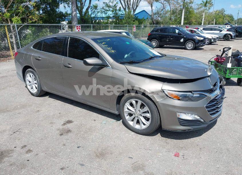 2020 Chevrolet Malibu FWD LT (VIN 1G1ZD5ST4LF073012) main photo