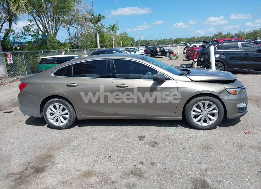 Photo 13 of 2020 Chevrolet Malibu FWD LT (VIN 1G1ZD5ST4LF073012)