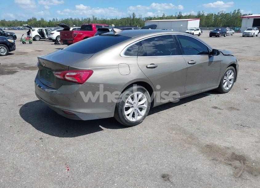 Photo 4 of 2020 Chevrolet Malibu FWD LT (VIN 1G1ZD5ST4LF073012)