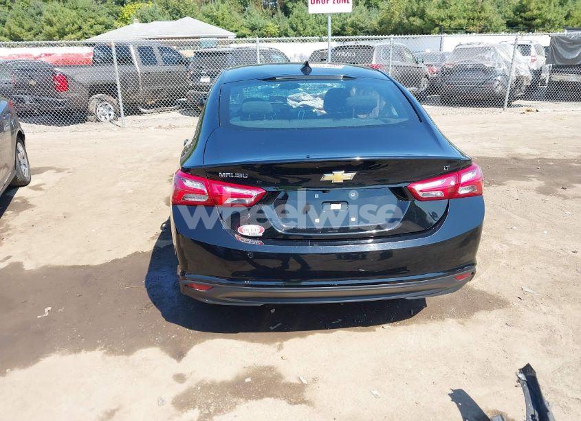 Photo 3 of 2020 Chevrolet Malibu FWD LT (VIN 1G1ZD5ST4LF088691)