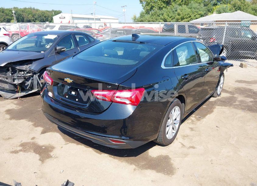 Photo 4 of 2020 Chevrolet Malibu FWD LT (VIN 1G1ZD5ST4LF088691)