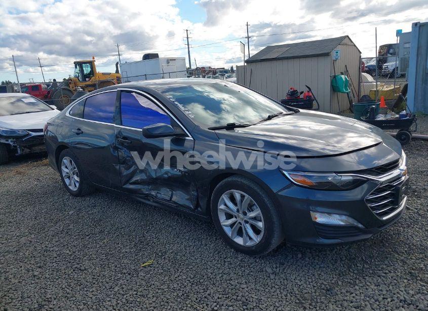 2020 Chevrolet Malibu FWD LT (VIN 1G1ZD5ST4LF091719) main photo