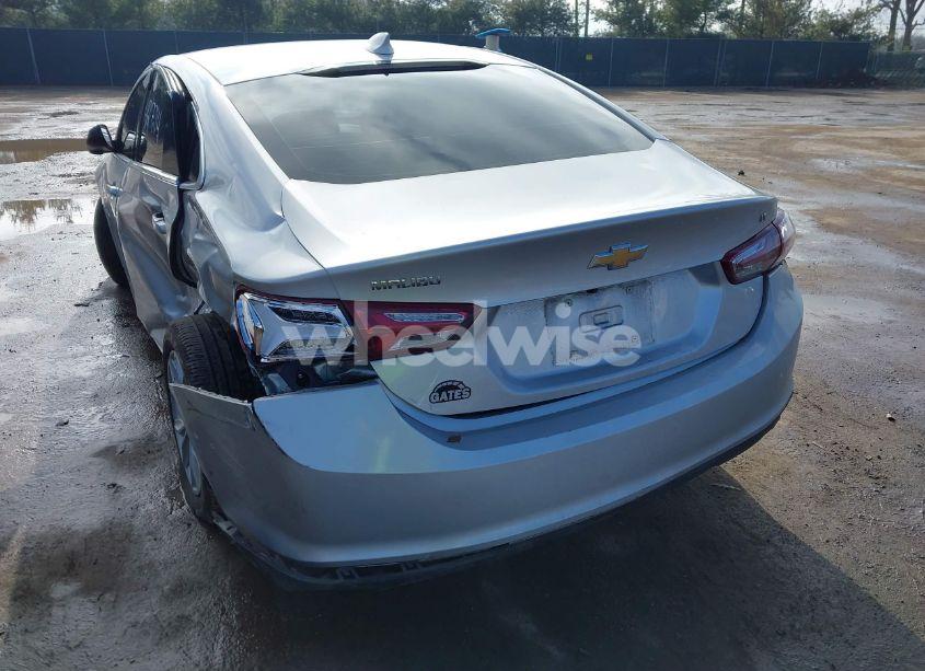 Photo 3 of 2020 Chevrolet Malibu FWD LT (VIN 1G1ZD5ST4LF091963)