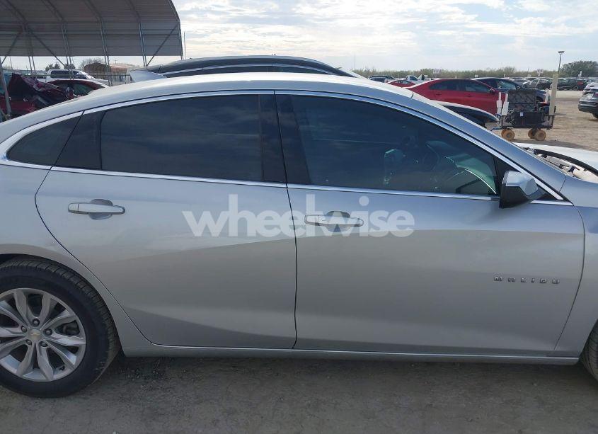 Photo 13 of 2020 Chevrolet Malibu FWD LT (VIN 1G1ZD5ST4LF107532)