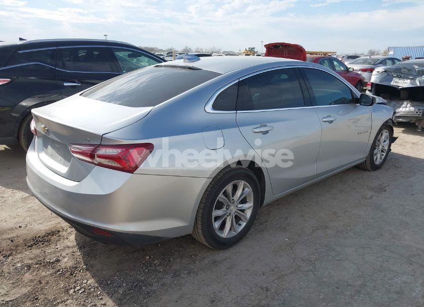 Photo 4 of 2020 Chevrolet Malibu FWD LT (VIN 1G1ZD5ST4LF107532)