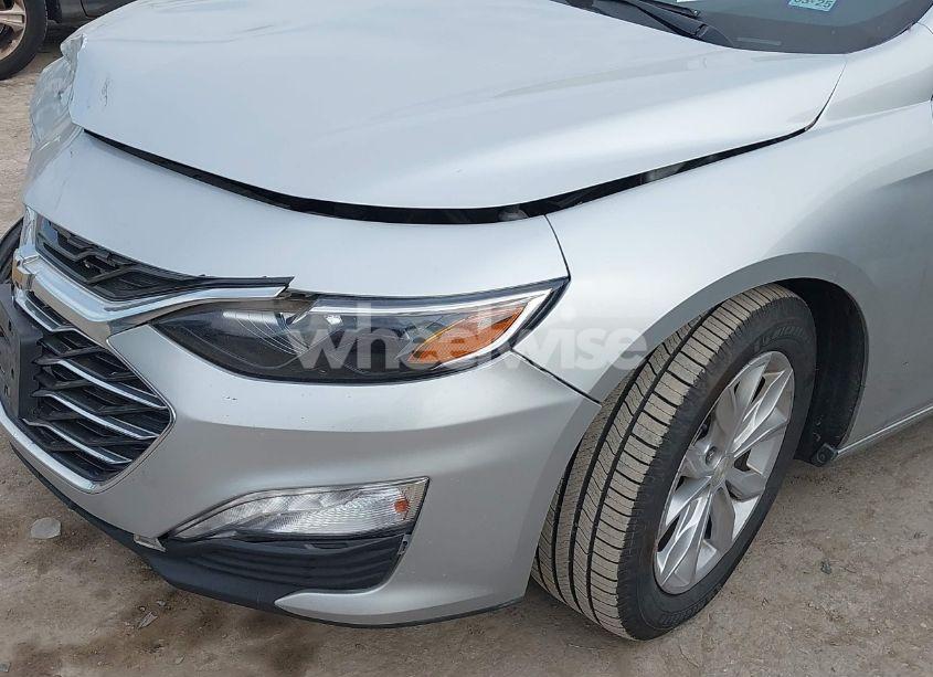 Photo 6 of 2020 Chevrolet Malibu FWD LT (VIN 1G1ZD5ST4LF107532)