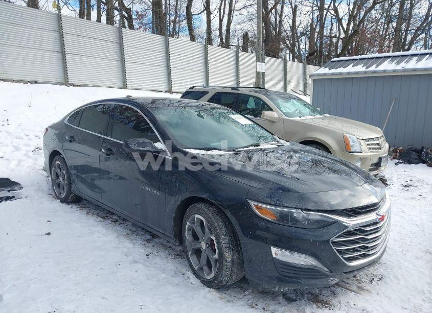 2020 Chevrolet Malibu FWD LT (VIN 1G1ZD5ST4LF111922) main photo