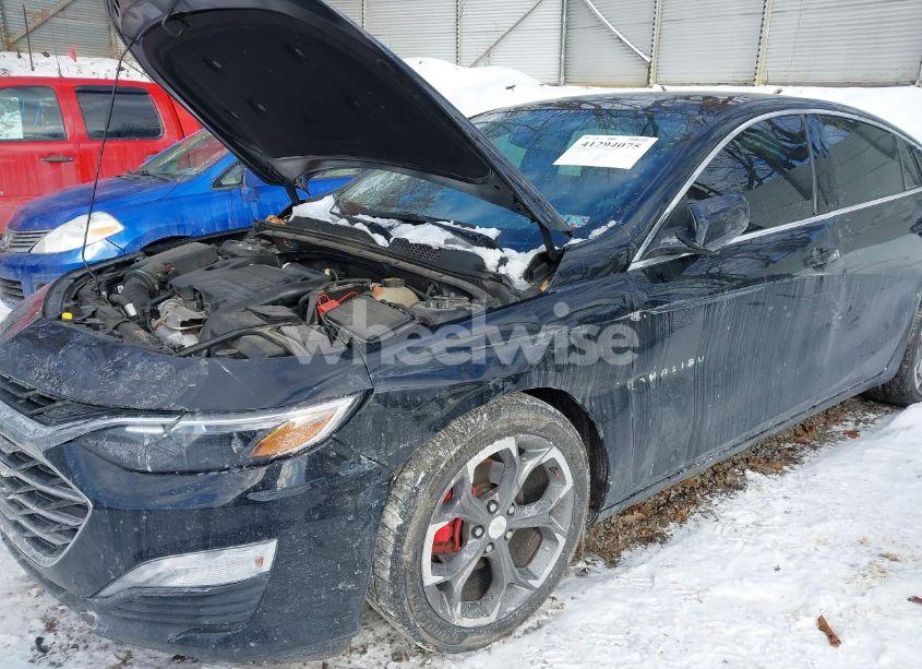 Photo 6 of 2020 Chevrolet Malibu FWD LT (VIN 1G1ZD5ST4LF111922)