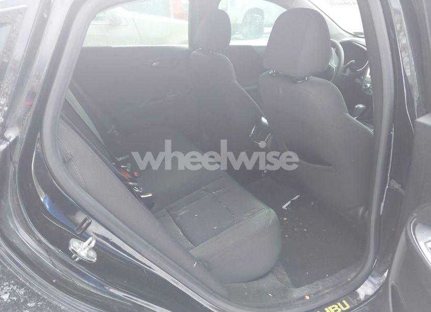 Photo 8 of 2020 Chevrolet Malibu FWD LT (VIN 1G1ZD5ST4LF111922)