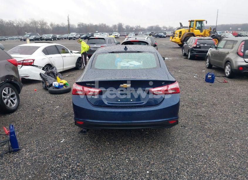 Photo 16 of 2021 Chevrolet Malibu FWD LT (VIN 1G1ZD5ST4MF005598)