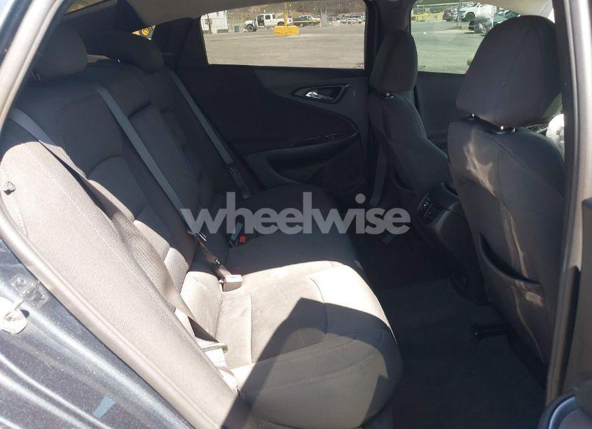 Photo 8 of 2021 Chevrolet Malibu FWD LT (VIN 1G1ZD5ST4MF006718)