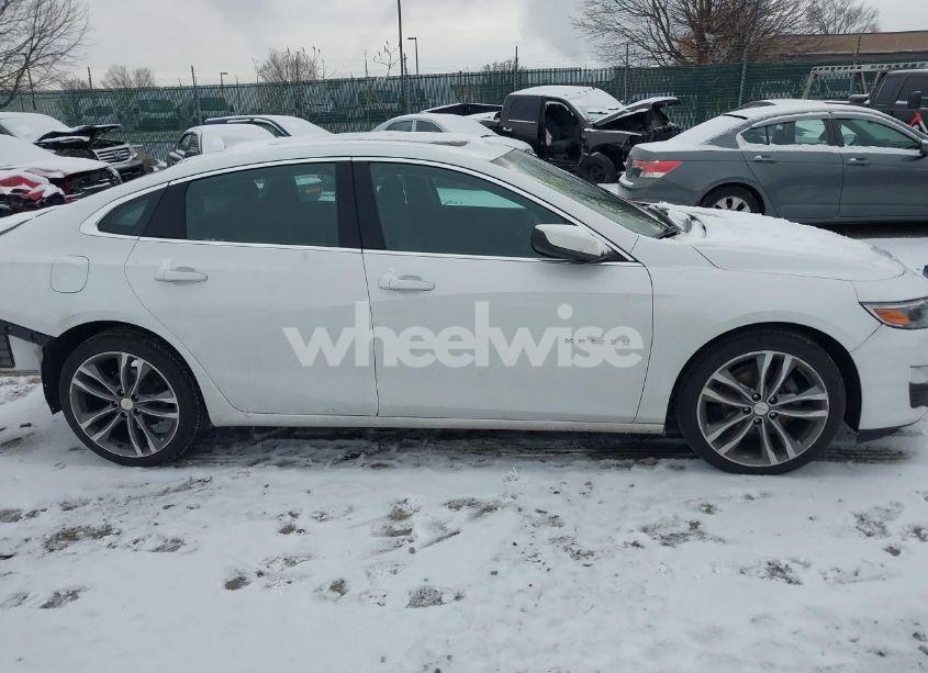 Photo 13 of 2021 Chevrolet Malibu FWD LT (VIN 1G1ZD5ST4MF013636)