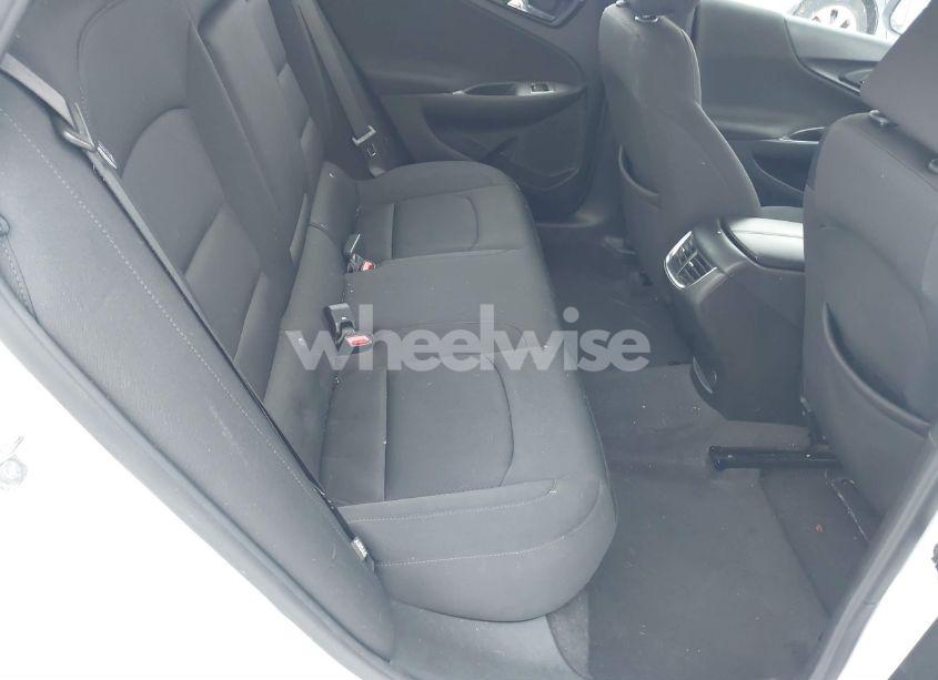 Photo 8 of 2021 Chevrolet Malibu FWD LT (VIN 1G1ZD5ST4MF013636)