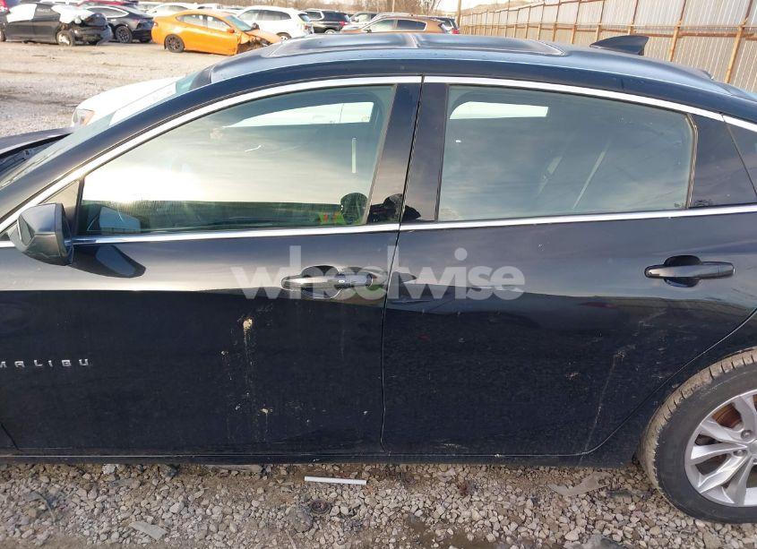 Photo 15 of 2021 Chevrolet Malibu FWD LT (VIN 1G1ZD5ST4MF017461)