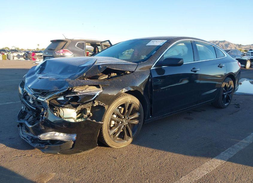 Photo 2 of 2021 Chevrolet Malibu FWD LT (VIN 1G1ZD5ST4MF018397)