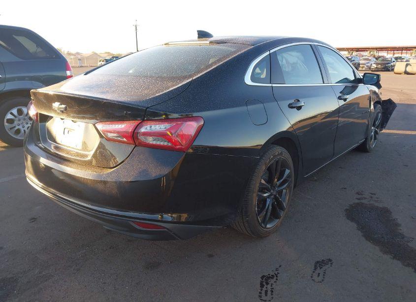 Photo 3 of 2021 Chevrolet Malibu FWD LT (VIN 1G1ZD5ST4MF018397)
