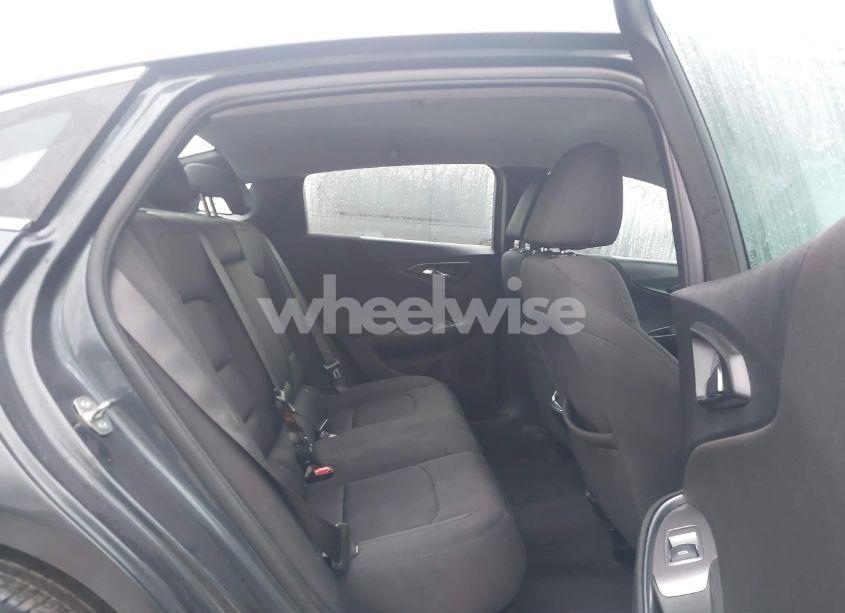 Photo 8 of 2021 Chevrolet Malibu FWD LT (VIN 1G1ZD5ST4MF024104)
