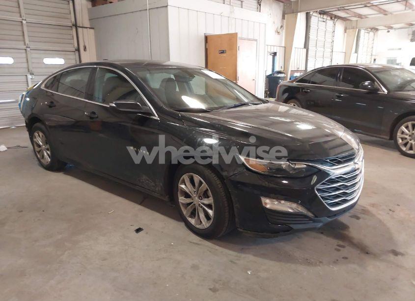 2021 Chevrolet Malibu FWD LT (VIN 1G1ZD5ST4MF027360) main photo
