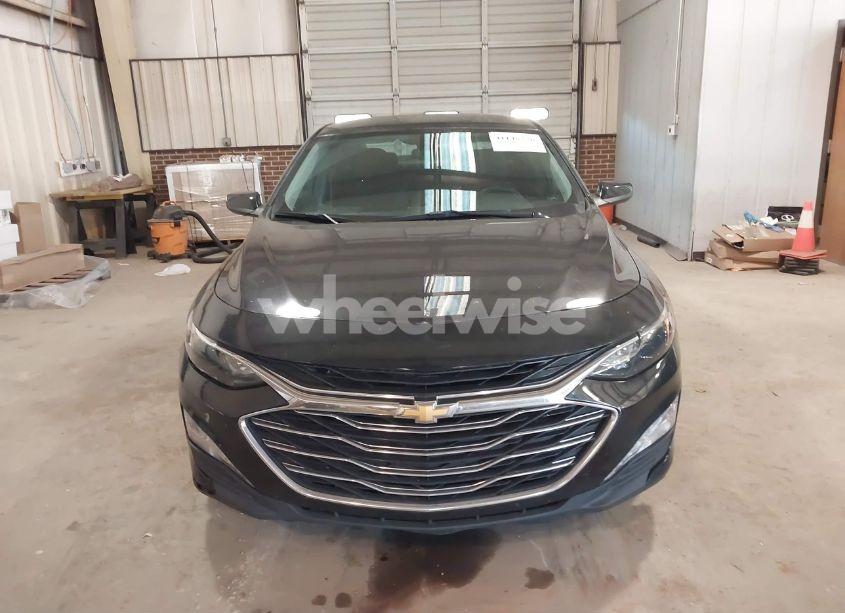 Photo 12 of 2021 Chevrolet Malibu FWD LT (VIN 1G1ZD5ST4MF027360)