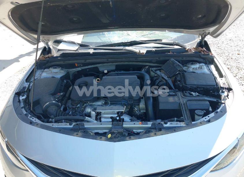 Photo 10 of 2021 Chevrolet Malibu FWD LT (VIN 1G1ZD5ST4MF027942)