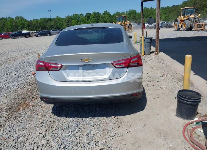 Photo 15 of 2021 Chevrolet Malibu FWD LT (VIN 1G1ZD5ST4MF027942)