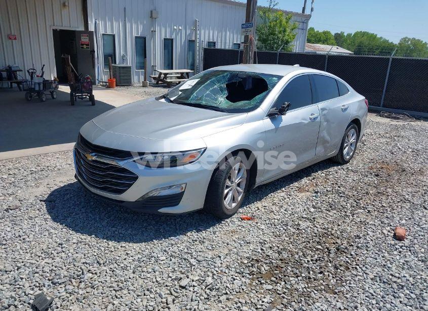 Photo 2 of 2021 Chevrolet Malibu FWD LT (VIN 1G1ZD5ST4MF027942)