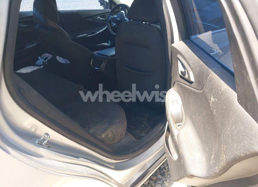 Photo 8 of 2021 Chevrolet Malibu FWD LT (VIN 1G1ZD5ST4MF027942)