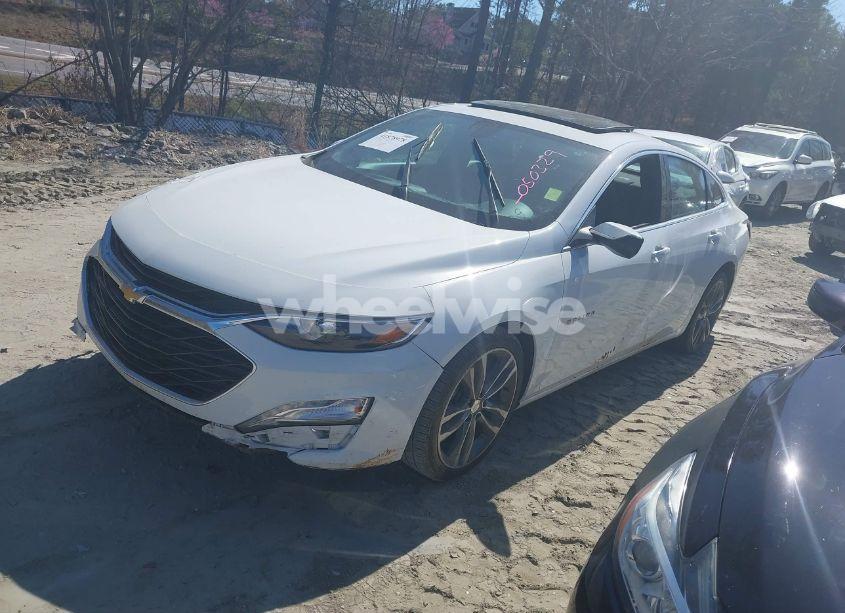 Photo 2 of 2021 Chevrolet Malibu FWD LT (VIN 1G1ZD5ST4MF050329)