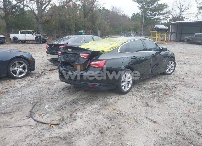 Photo 4 of 2021 Chevrolet Malibu FWD LT (VIN 1G1ZD5ST4MF071844)