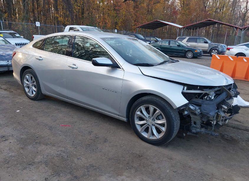 2021 Chevrolet Malibu FWD LT (VIN 1G1ZD5ST4MF072380) main photo