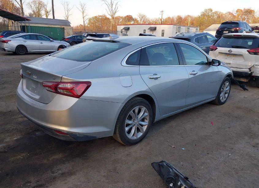 Photo 4 of 2021 Chevrolet Malibu FWD LT (VIN 1G1ZD5ST4MF072380)