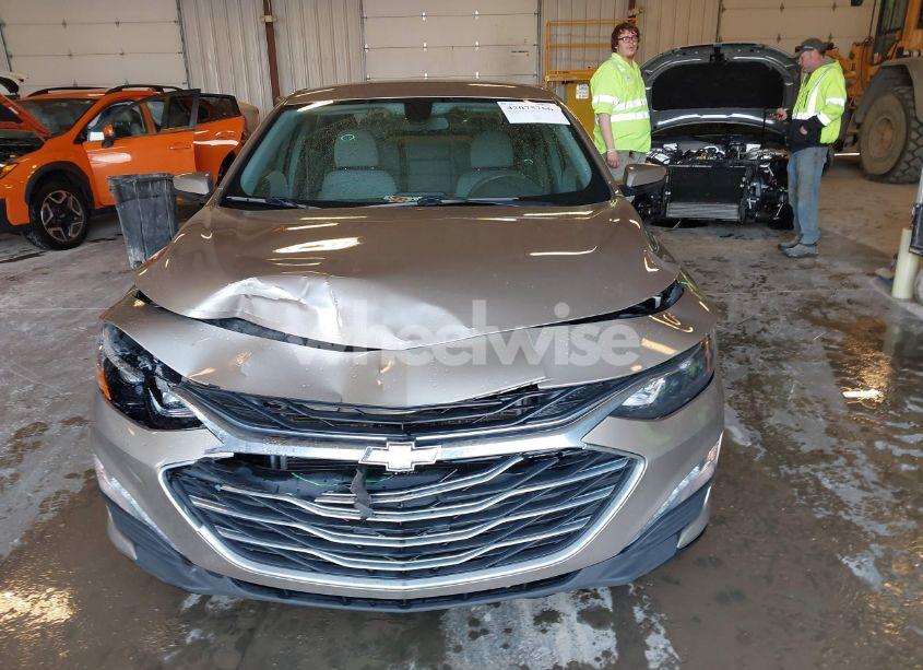 Photo 12 of 2022 Chevrolet Malibu FWD LT (VIN 1G1ZD5ST4NF109252)