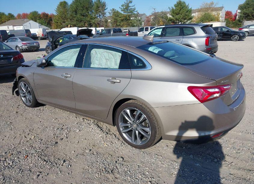 Photo 3 of 2022 Chevrolet Malibu FWD LT (VIN 1G1ZD5ST4NF110465)