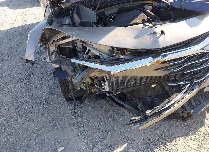 Photo 6 of 2022 Chevrolet Malibu FWD LT (VIN 1G1ZD5ST4NF110465)