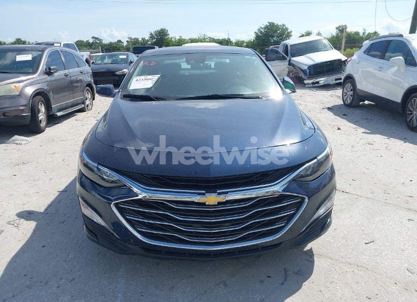 Photo 12 of 2022 Chevrolet Malibu FWD LT (VIN 1G1ZD5ST4NF111809)