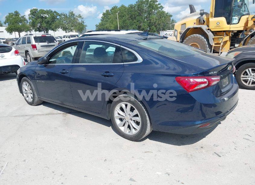 Photo 3 of 2022 Chevrolet Malibu FWD LT (VIN 1G1ZD5ST4NF111809)