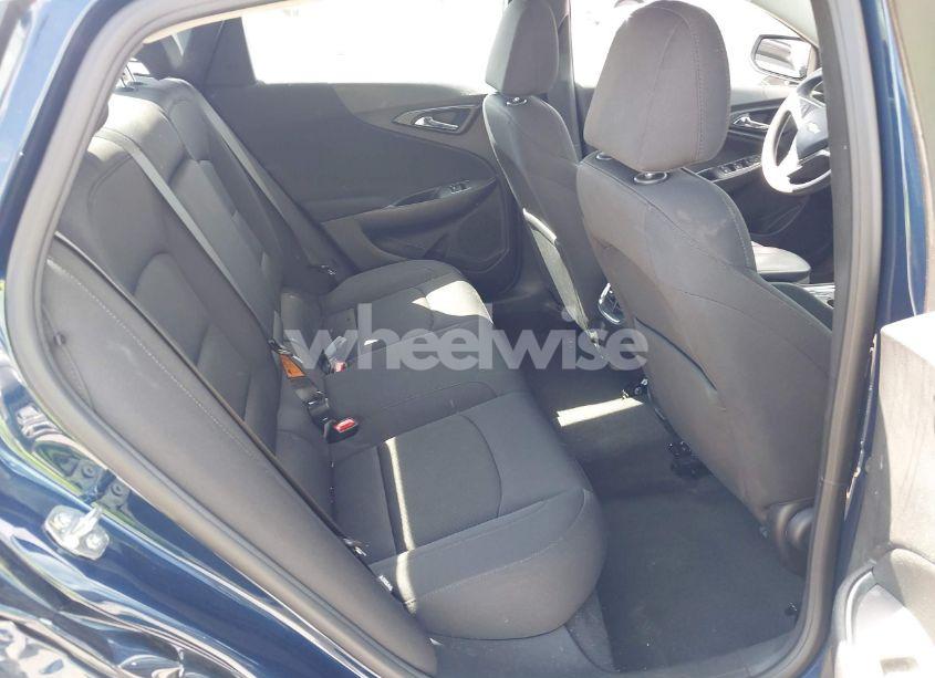 Photo 8 of 2022 Chevrolet Malibu FWD LT (VIN 1G1ZD5ST4NF111809)