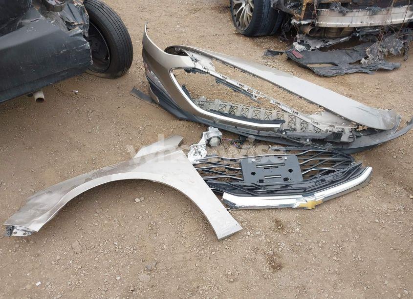 Photo 12 of 2022 Chevrolet Malibu FWD LT (VIN 1G1ZD5ST4NF113091)