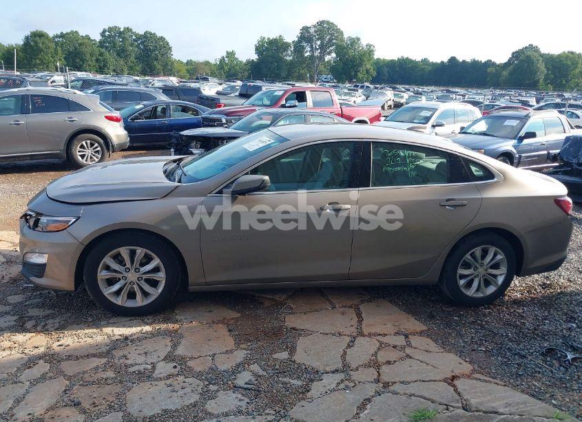 Photo 14 of 2022 Chevrolet Malibu FWD LT (VIN 1G1ZD5ST4NF120560)
