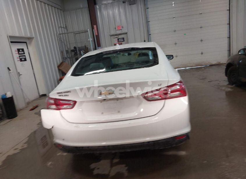Photo 16 of 2022 Chevrolet Malibu FWD LT (VIN 1G1ZD5ST4NF127962)