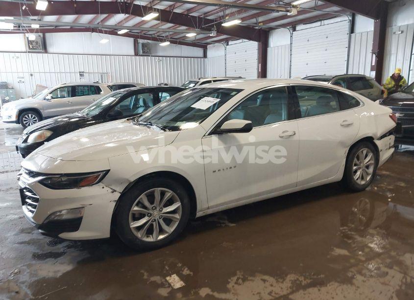 Photo 6 of 2022 Chevrolet Malibu FWD LT (VIN 1G1ZD5ST4NF127962)