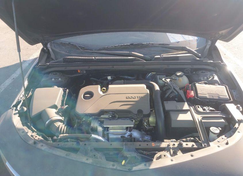 Photo 10 of 2022 Chevrolet Malibu FWD LT (VIN 1G1ZD5ST4NF131249)