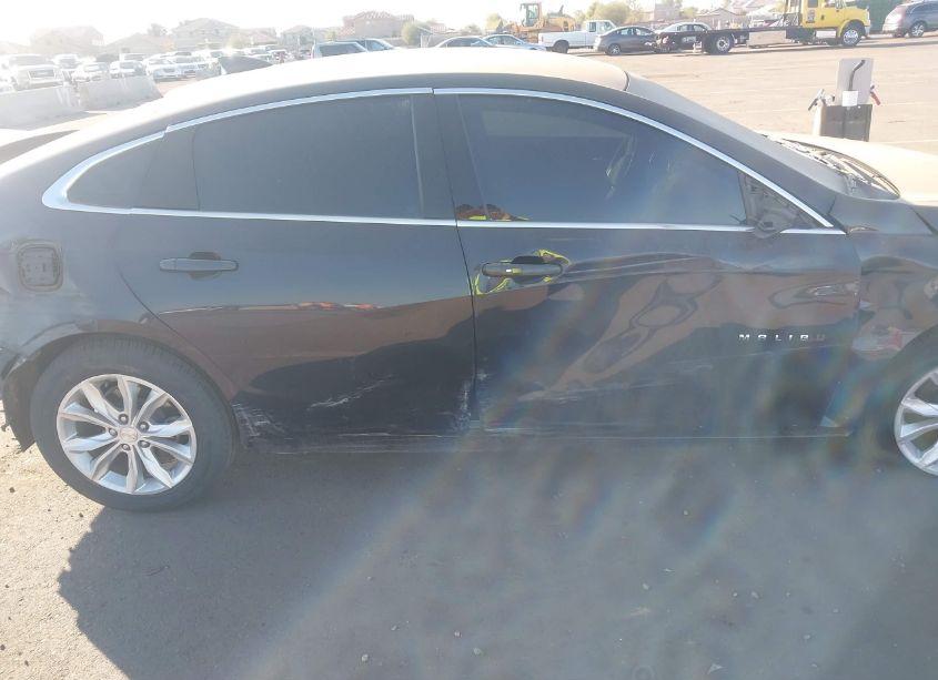 Photo 13 of 2022 Chevrolet Malibu FWD LT (VIN 1G1ZD5ST4NF131249)