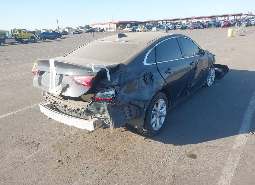 Photo 4 of 2022 Chevrolet Malibu FWD LT (VIN 1G1ZD5ST4NF131249)