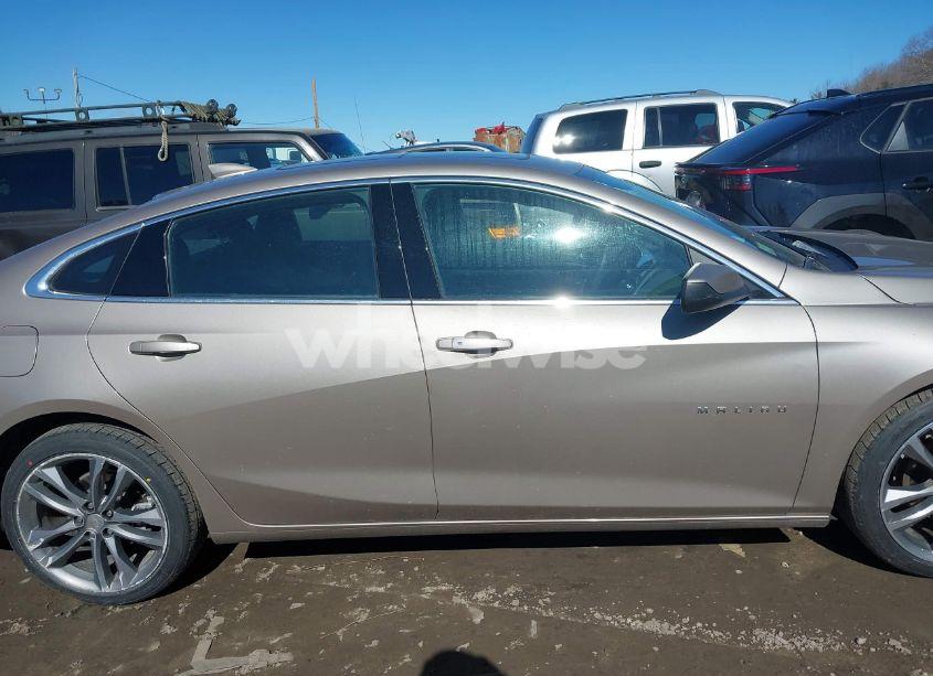 Photo 13 of 2022 Chevrolet Malibu FWD LT (VIN 1G1ZD5ST4NF131610)