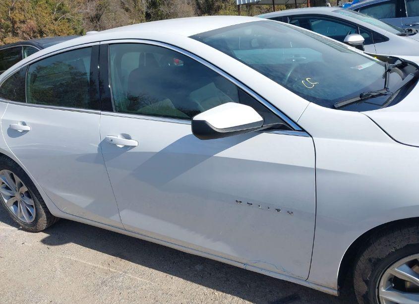 Photo 13 of 2022 Chevrolet Malibu FWD LT (VIN 1G1ZD5ST4NF159732)