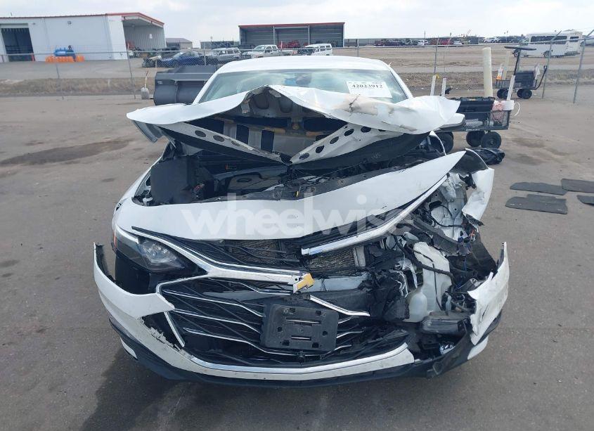 Photo 12 of 2022 Chevrolet Malibu FWD LT (VIN 1G1ZD5ST4NF161416)